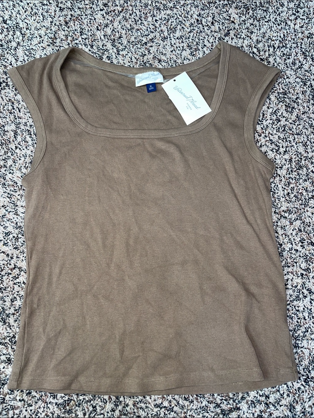 Woman’s Fall Top Bundle L/XL a new day universal thread NWT - Picture 4 of 4